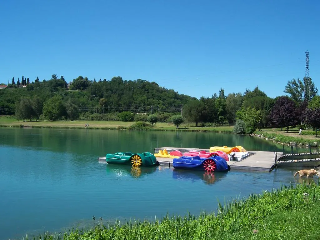 Camping Couleurs Garonne Hotel Montrejeau 2*,  France